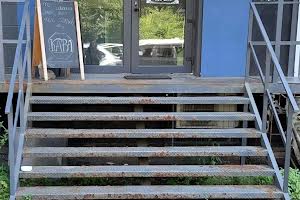 коммерческая по адресу Воздухофлотский просп. (Повітрофлотський), 52
