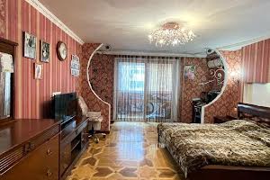 квартира за адресою Старицького вул., 20/2