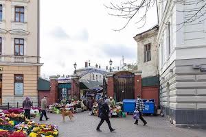 комерційна за адресою Площа Соборна вул., 14