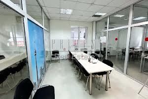 комерційна за адресою Митрополита Василя Липківського вул. (Урицького), 44