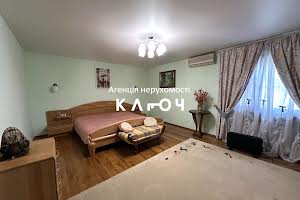 будинок за адресою Виноградний