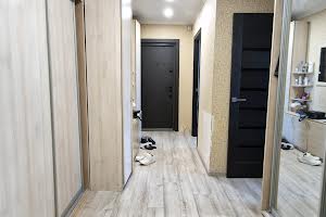 квартира за адресою Крошенська, 20