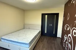 квартира за адресою Алана Шепарда вул. (Суворова), 9