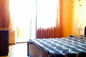 квартира за адресою Тополина вул., 18