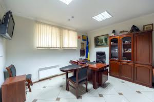 комерційна за адресою Всеволода Нестайка вул. (Олександра Мильчакова), 6