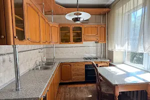 квартира за адресою Льва Толстого, 12