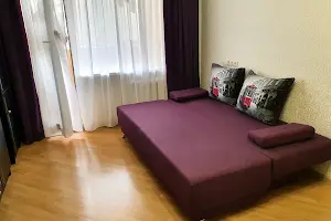 квартира за адресою Академіка Корольова вул., 92
