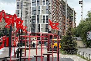 квартира за адресою Гната Хоткевича вул., 42