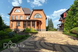 будинок за адресою Крутогірна вул., 8