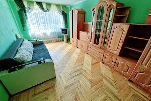 квартира за адресою Євгена Коновальця вул., 7/1