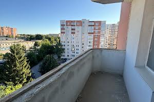 квартира за адресою Тролейбусна вул., 5