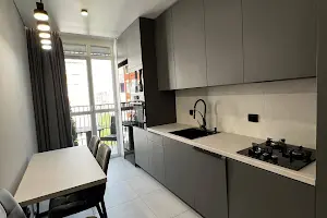 квартира за адресою Зоряна вул., 1