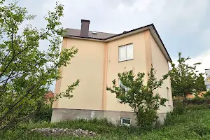 дом по адресу Центральна ул., 13