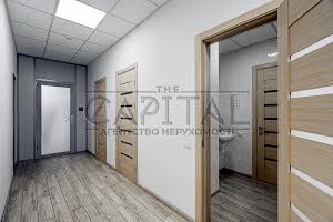 коммерческая по адресу Кловский спуск, 7