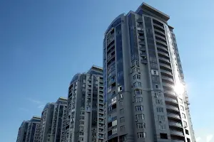 комерційна за адресою Миколи Ушакова вул., 1-Д