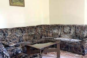 будинок за адресою Валерія Опанасюка вул. (Пирогова), 21