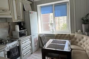 квартира за адресою Дніпро, Героїв просп., 6