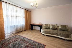 квартира за адресою Вербицького вул., 6