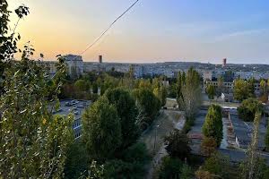 квартира за адресою Космонавтів вул., 17