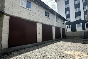 комерційна за адресою Теплична вул., 38