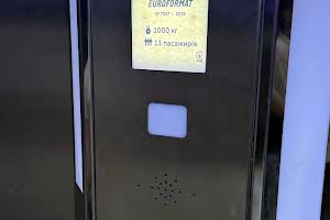 комерційна за адресою Степана Бандери просп. (Московський), 9