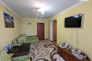 квартира за адресою Професора Толока, 111