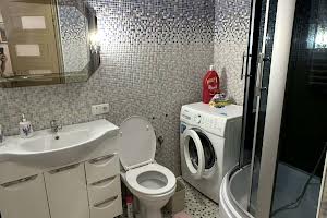 квартира за адресою Залізнична вул., 49