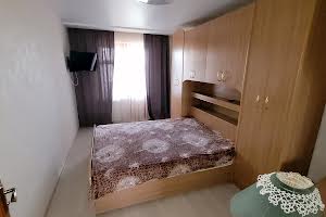 квартира за адресою Соборна вул. (50 років Жовтня), 24а