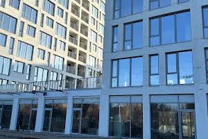 комерційна за адресою Холодильна вул., 67