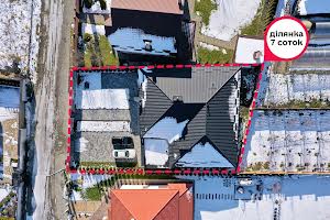 будинок за адресою Степана Бандери, 19