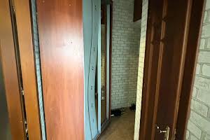 квартира за адресою Космонавтів вул., 27/3