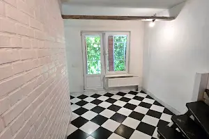 дом по адресу Михаила Стельмаха ул., 1