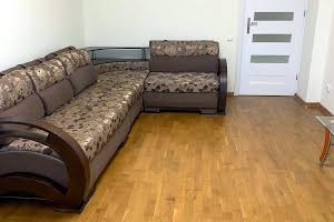квартира за адресою Залізнична вул., 7