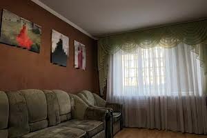 квартира за адресою Михайла Лушпи просп., 25