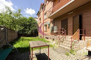 дом по адресу Братьев Дружих ул. (Комарова), 35а