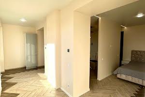 квартира за адресою Луговська вул., 244