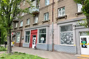комерційна за адресою Героїв УПА вул., 76
