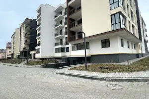 квартира за адресою Проектована Тролейбусна вул., 2