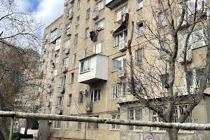 квартира за адресою Ільфа та Петрова вул., 6