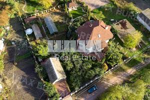 будинок за адресою вул. Трубіжська, 4