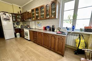 будинок за адресою Київська вул.