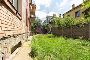 дом по адресу Братьев Дружих ул. (Комарова), 35а