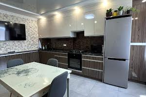 квартира за адресою Михайла Лушпи просп., 5 к30