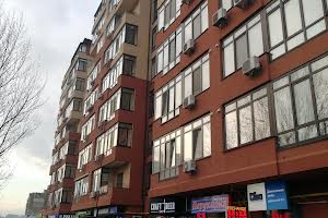 квартира за адресою Академіка Єфремова вул. (Командарма Уборевича), 8-А