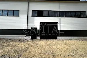 комерційна за адресою Центральна вул., 1