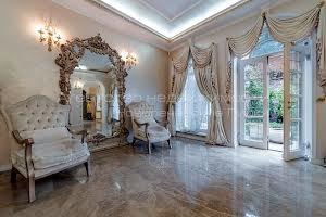 будинок за адресою Ломаківська вул. (Мічуріна)