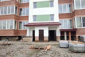 квартира за адресою Антонича вул., 5б