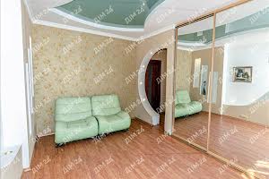 будинок за адресою Центральна вул., 1