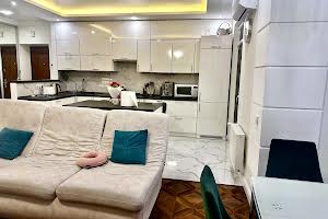 квартира за адресою Героїв Крут вул., 3