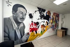 комерційна за адресою Бригадна вул., 11